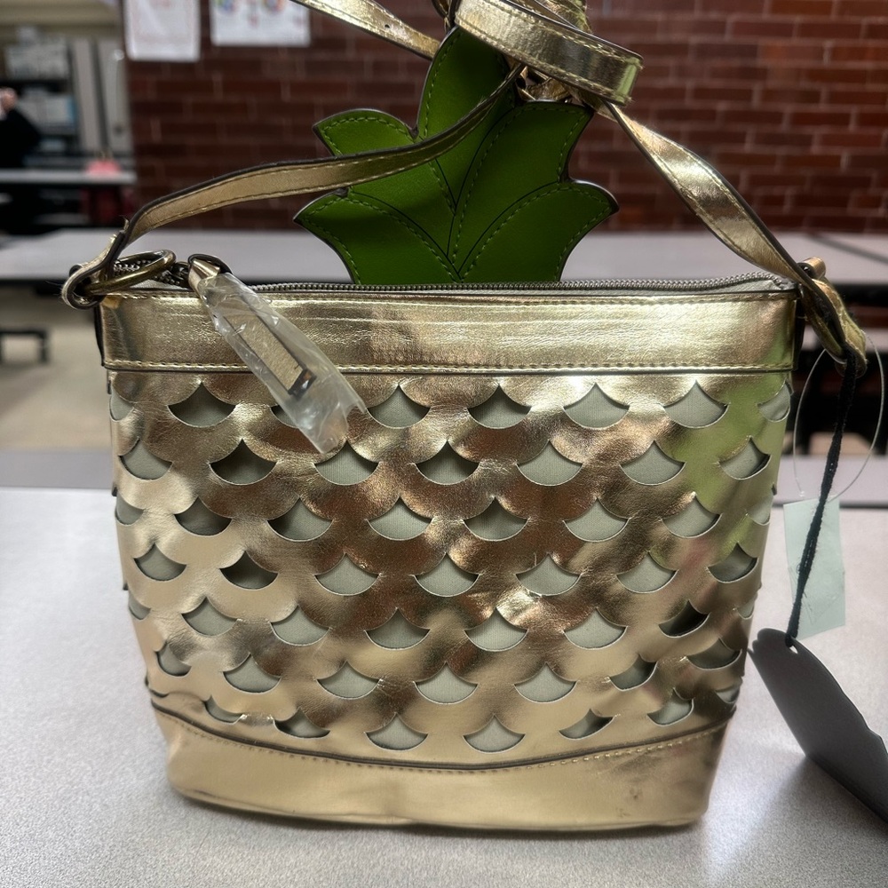 Elegant Gold Pineapple Crossbody Bag